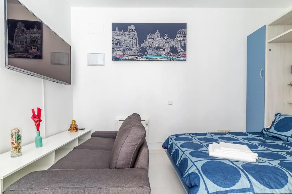 Estudio Acogedor En Zona Norte Madrid Bagian luar foto